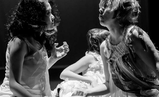Sasha Peiwen Leong and Sea Heike in I love U (Like Water).
